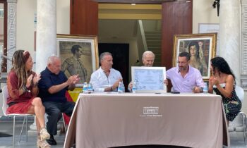 El alcalde manifiesta su pésame por el fallecimiento del torero linense Carlos Corbacho