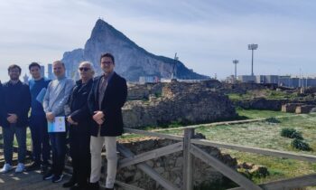 El adjudicatario del proyecto del Fuerte de Santa Bárbara visita la ciudad para planificar la redacción del documento