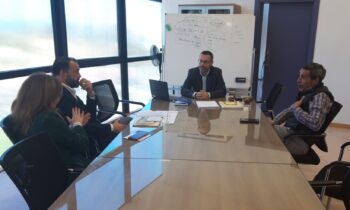 Cepsa informa al alcalde del proyecto y beneficios del proyecto del Valle Andaluz del Hidrógeno Verde