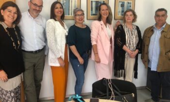 Adecco entrega al Ayuntamiento un análisis del mercado laboral de la ciudad con las profesiones más demandadas