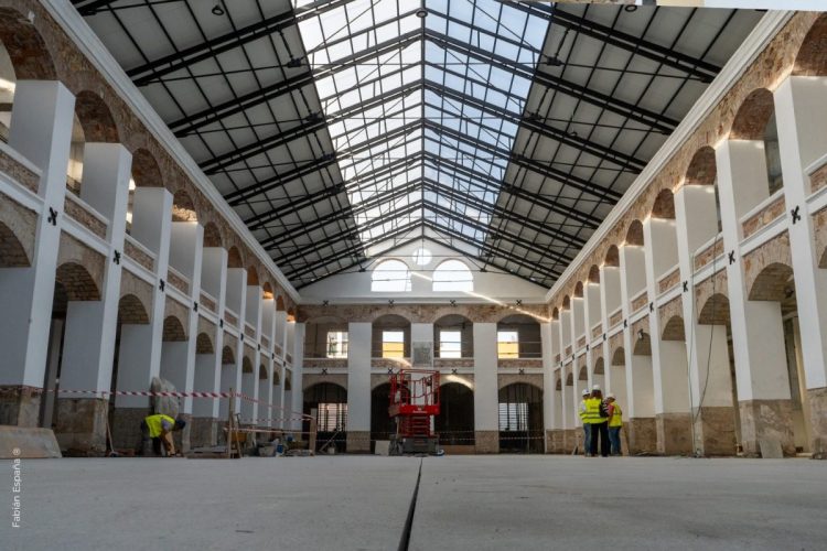 El Ayuntamiento pregunta a los comerciantes ¿cuántos se trasladarán al edificio del nuevo Mercado?Siendo su precio 400 €