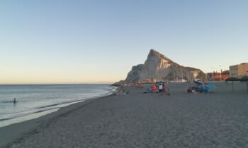 El Ayuntamiento ultima el acondicionamiento de las playas con vistas al inicio de la temporada el próximo 10 de junio