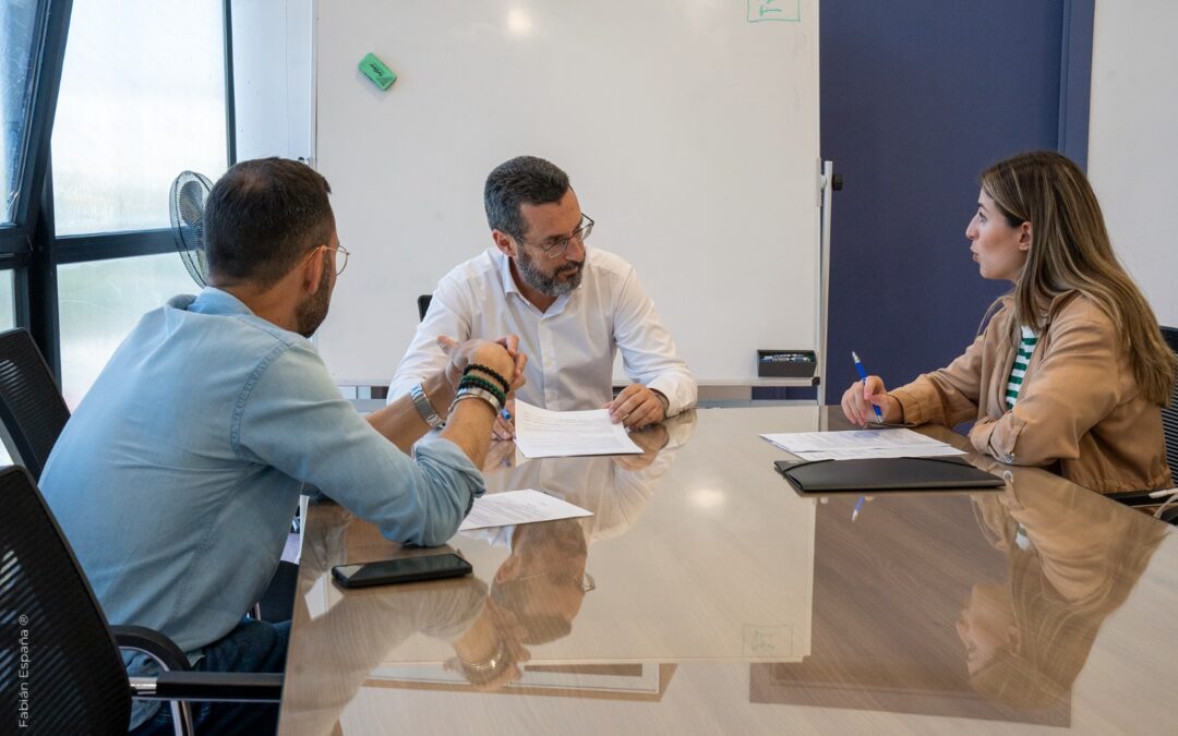 La delegación de Comercio y Mercados inicia un estudio para elaborar un Plan Estratégico de Desarrollo Empresarial