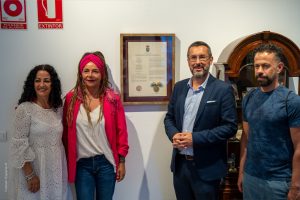 El Ayuntamiento recupera la Medalla de Oro de la ciudad concedida a Cruz Herrera hace cincuenta años