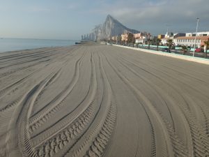 Playas pide a los bañistas extremar la vigilancia en el litoral desde el miércoles una vez finalizada la temporada