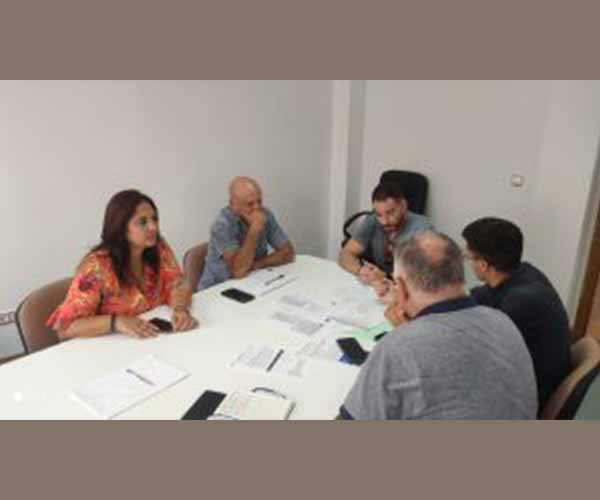 Infraestructuras y Transportes y Movilidad Urbana coordinan la retirada del puente sobre la avenida del Ejército